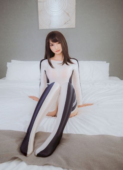 美女很黄是免费的_BT磁力天堂在线观看高清