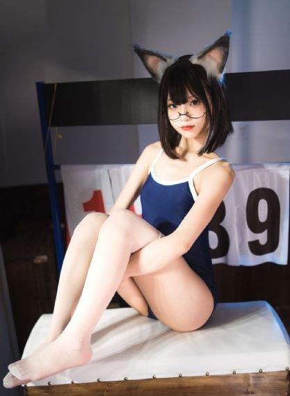 国产AV女老师不要_HD在线播放观看