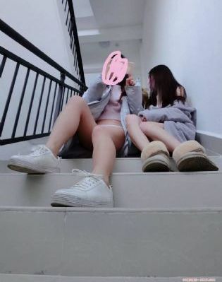 二女一男大乱婬交文_蓝光免费播放